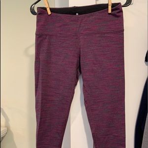 Tuff Athletics Capri Length Leggings/Workout Pants